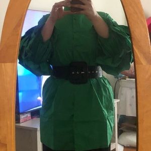 Kelly green is surine!